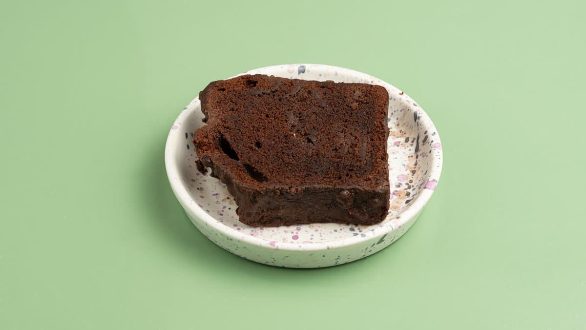 Chocolate cake slice