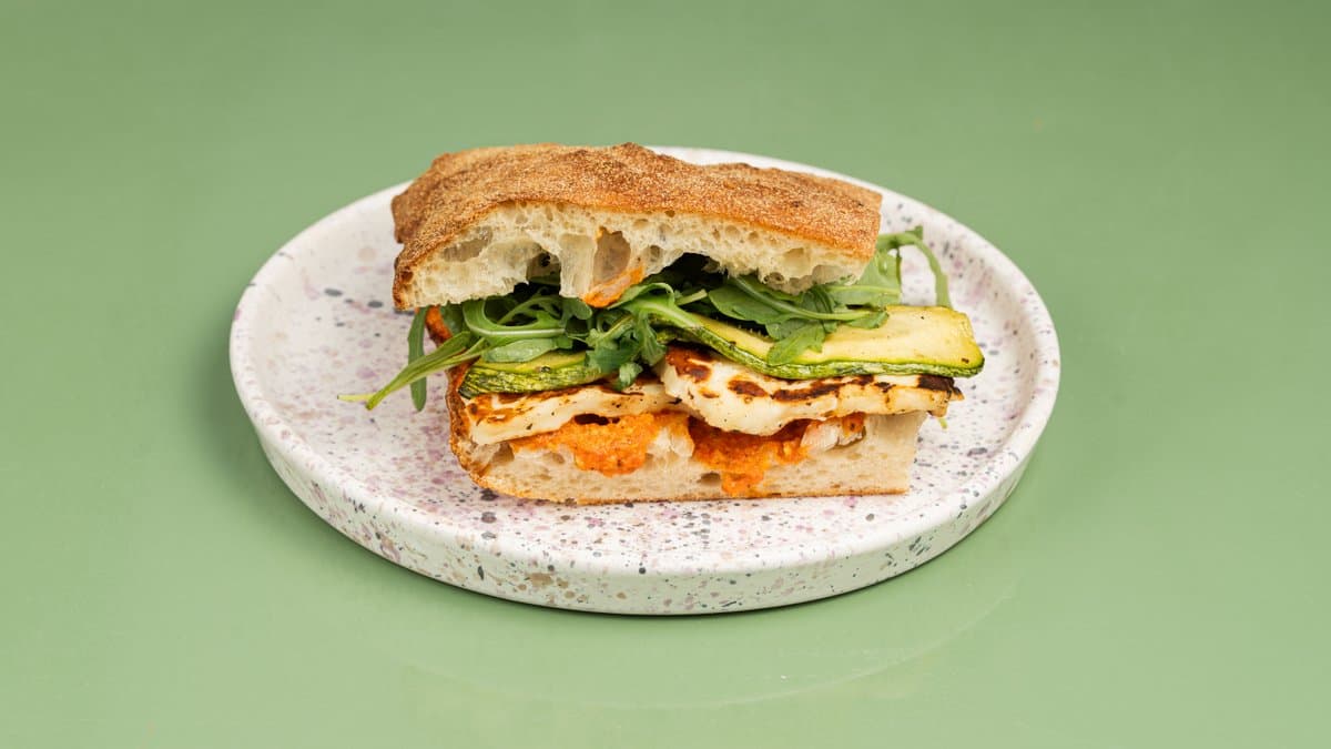 Grilled halloumi & zucchini (vegetarian)