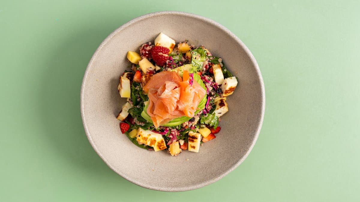 Smoked salmon & quinoa salad (gluten free)