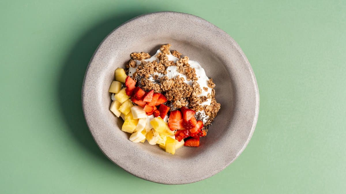 Greek yoghurt & fruit bowl (gluten free, sugar free)