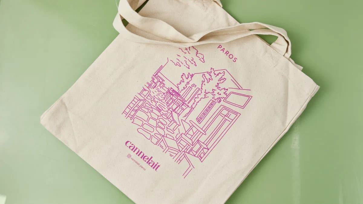 Sunsets at Linardo tote bag